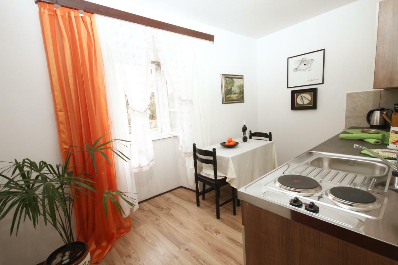 Apartment Johanna Опатия Екстериор снимка